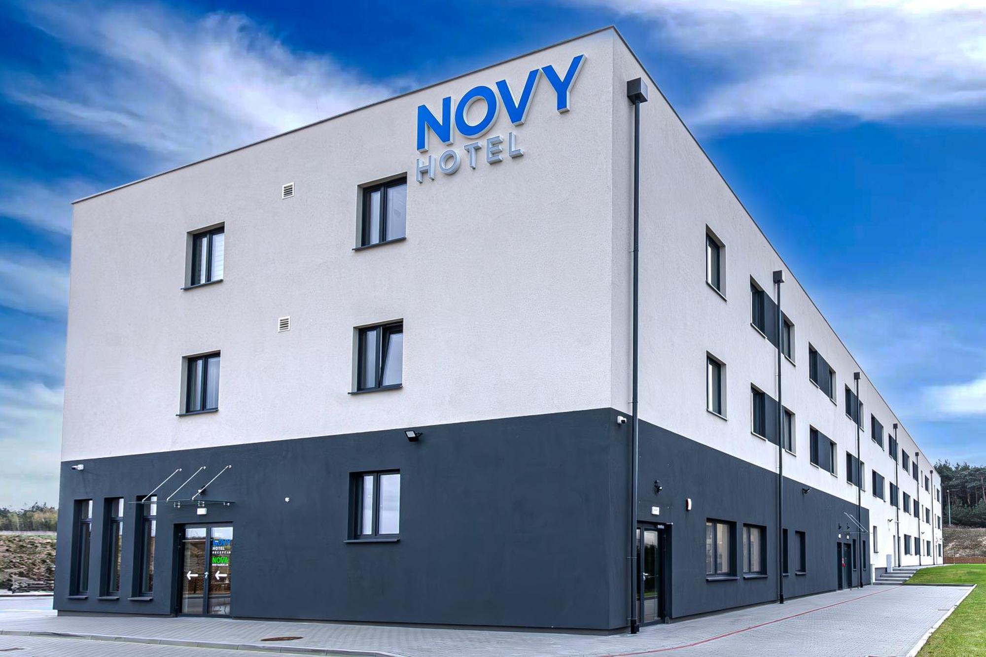 Novy Hotel เจโลนากูรา ภายนอก รูปภาพ