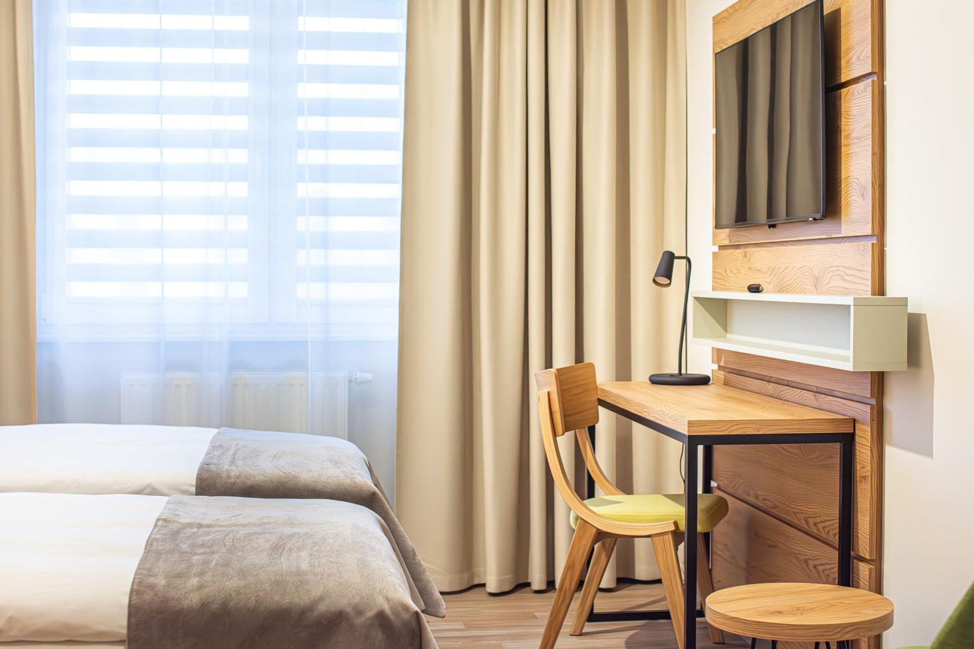 Novy Hotel เจโลนากูรา ภายนอก รูปภาพ