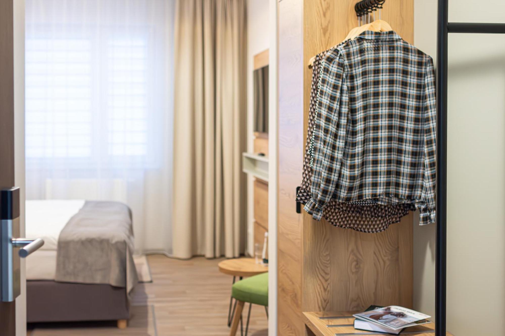 Novy Hotel เจโลนากูรา ภายนอก รูปภาพ